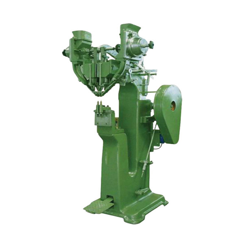 Twins riveting machine