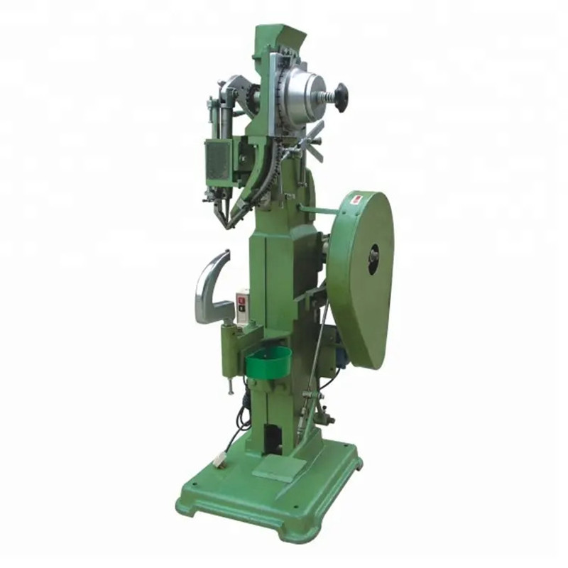 Lighting rivet machine